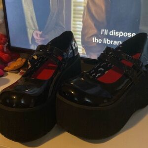 Demonias, black mary jane platforms Kera 08